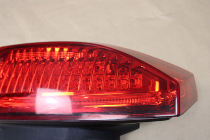 08-14 CADILLAC CTS DRIVER LH SIDE REAR BRAKE TAIL LIGHT OEM 22806053