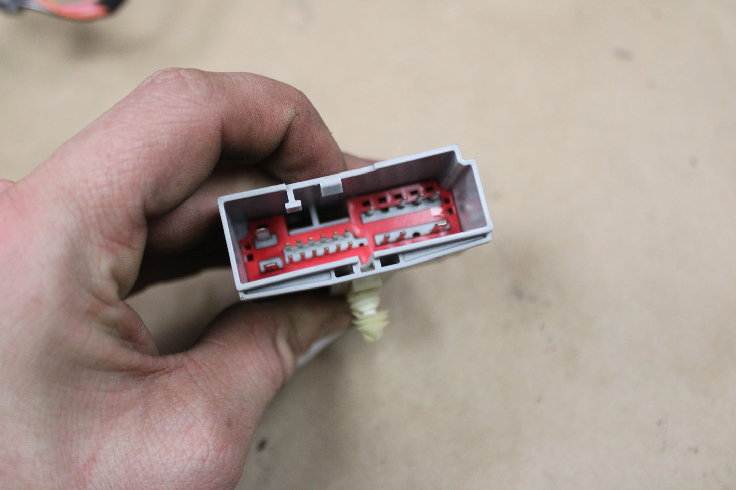 15 - 23 DODGE CHARGER CENTER CONSOLE LID LEATHER ARMREST WIRING USB PORT KIT OEM