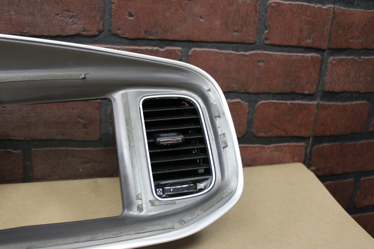 15-23 DODGE CHARGER FRONT DASH SPEEDOMETER RADIO BEZEL TRIM W/ VENTS OEM