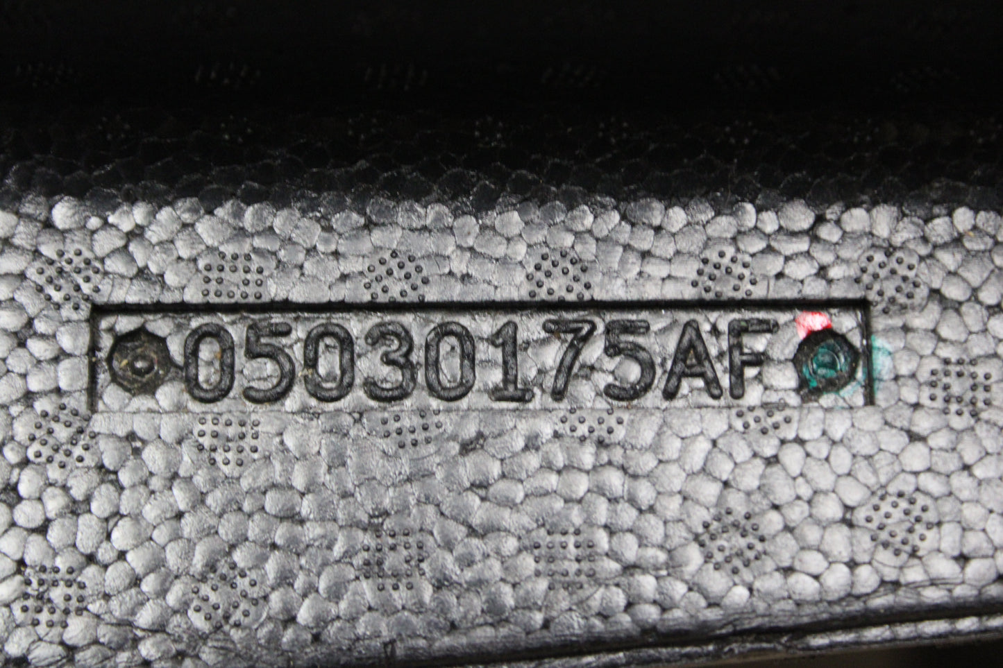 06-23 CHARGER CHALLENGER 300 TRUNK CARGO STORAGE BOX OEM 05030175AF