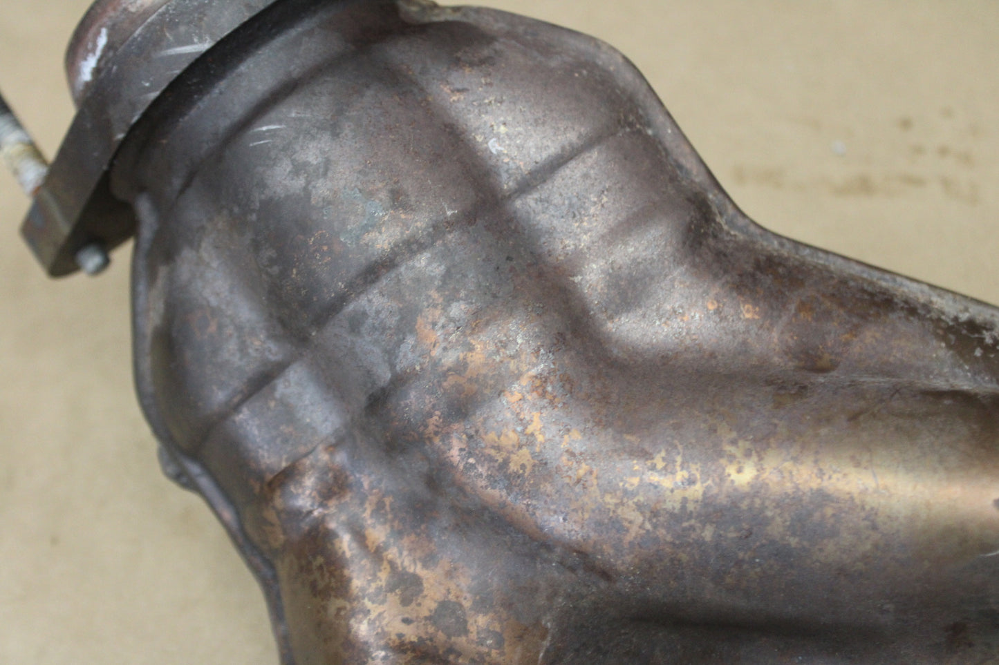 06-14 Challenger Charger 300 6.4 6.1 Passenger RH Exhaust Manifold 5037632AF