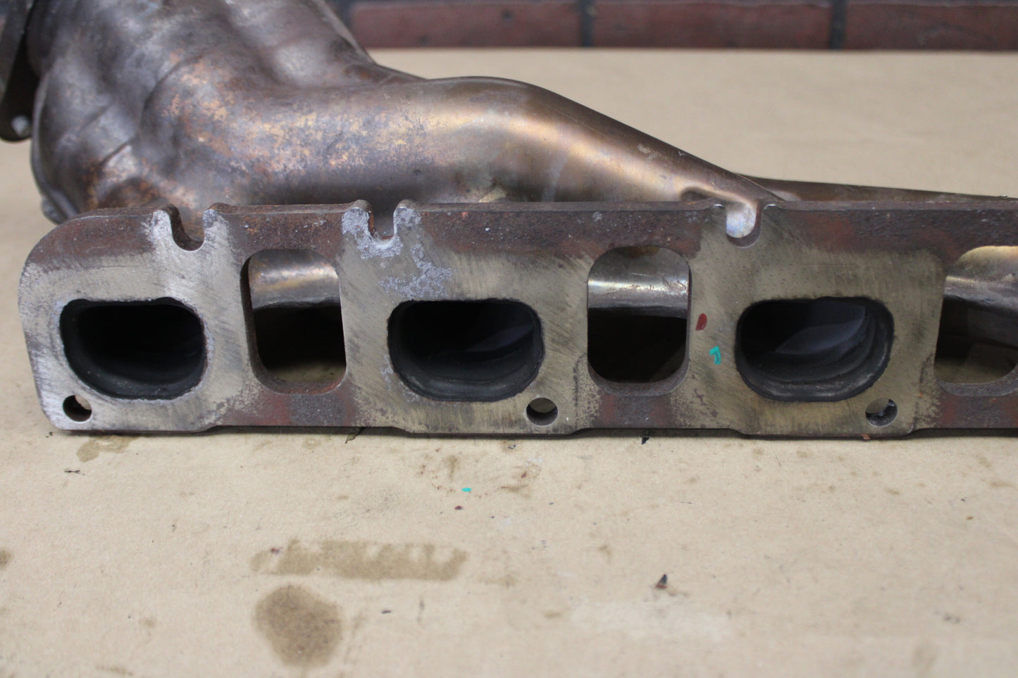 06-14 Challenger Charger 300 6.4 6.1 Passenger RH Exhaust Manifold 5037632AF