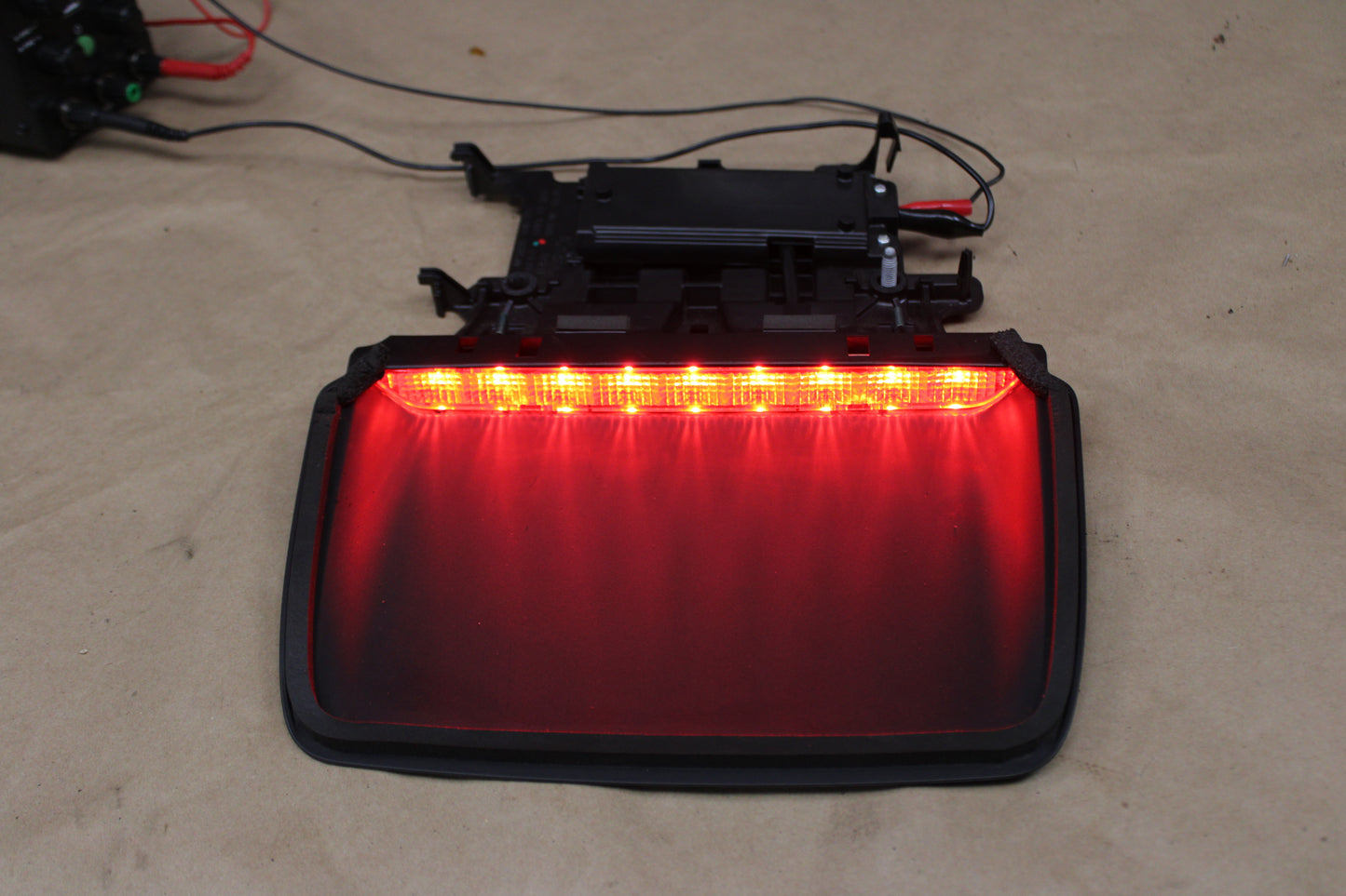 2015 - 2023 DODGE CHARGER REAR 3RD HIGH MOUNT BRAKE STOP LIGHT OEM 68402348AB