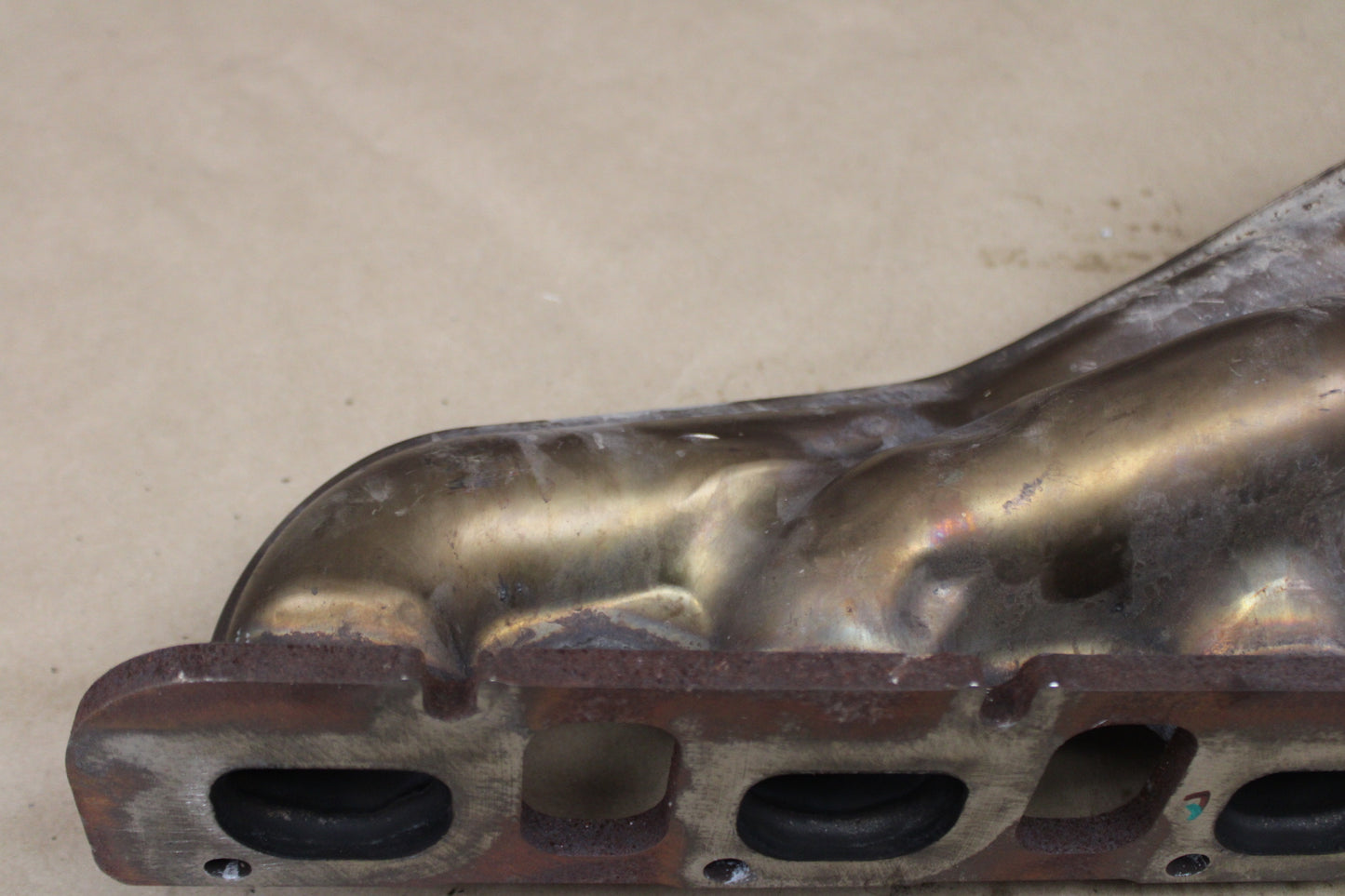 06-14 Challenger Charger 300 6.1 6.4 Driver LH Exhaust Manifold 5037633AF