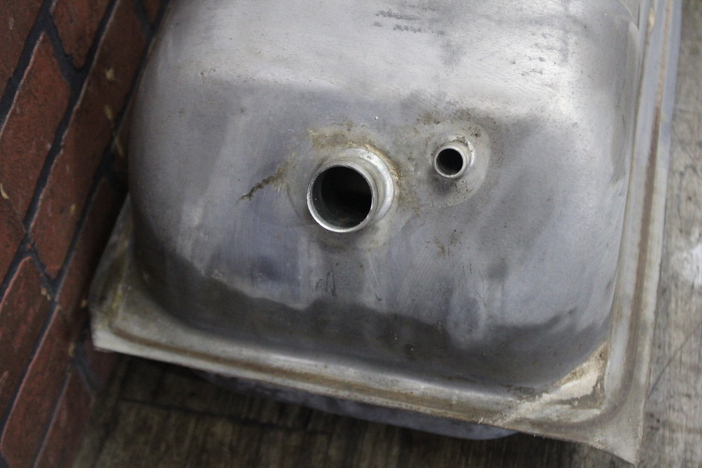 1982-1986 Chevrolet Chevy C10 Fuel Tank Kit Assembly