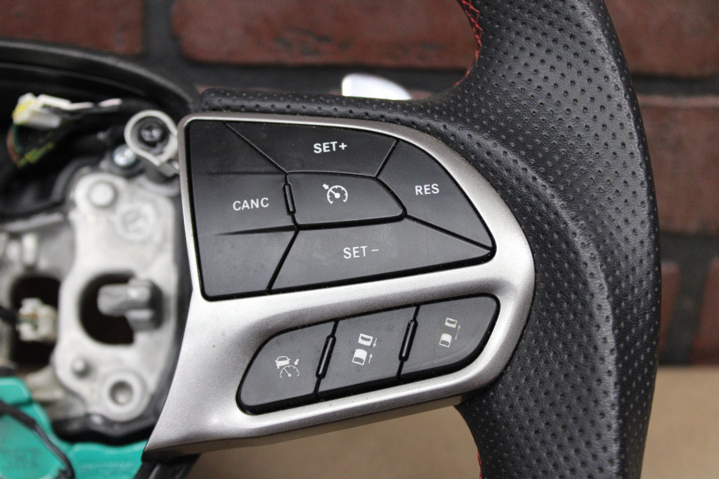 2015-2023 DODGE CHARGER CHALLENGER CARBON FIBER STEERING WHEEL ASSEMBLY