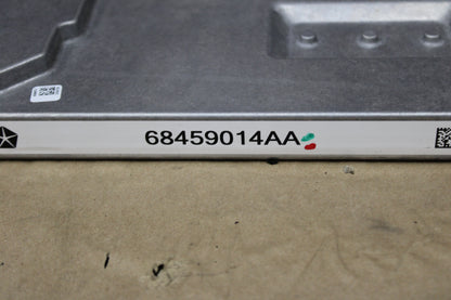 16-23 CHALLENGER CHARGER 300 AUDIO HARMAN KARDON GREENEDGE AMPLIFIER 68459014AA
