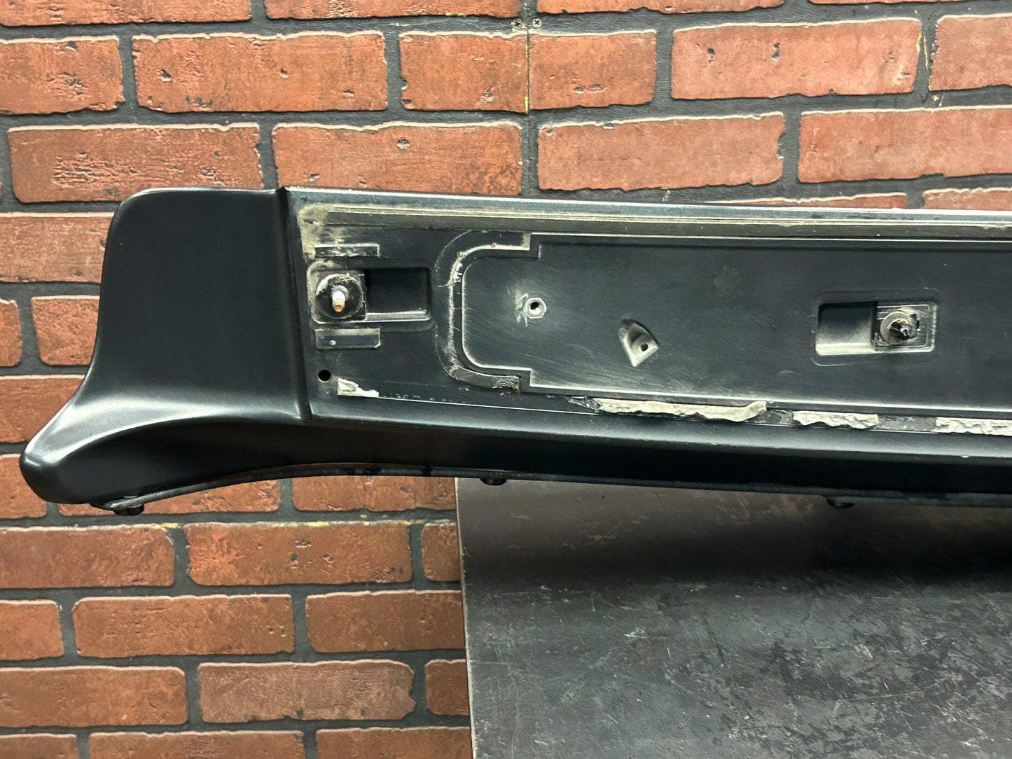 2019 - 2023 Dodge Challenger OEM Rear Trunk Decklid Spoiler Assembly Black