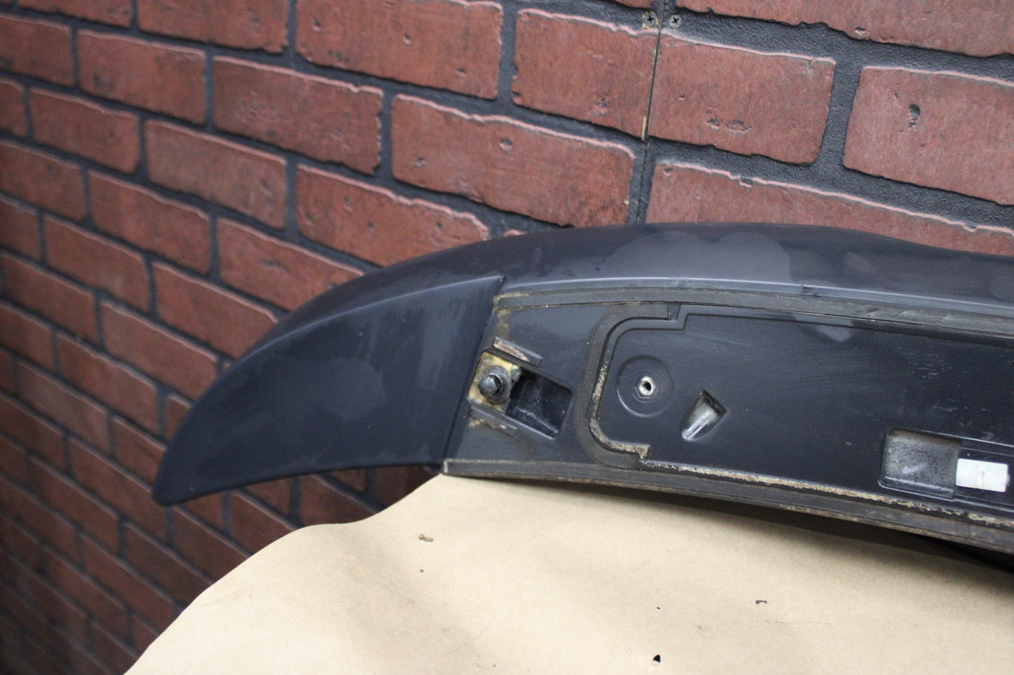 DODGE CHARGER 15-23 OEM TRUNK DECK LID MOUNTED REAR WING SPOILER TRIM 5NH39RXFAC