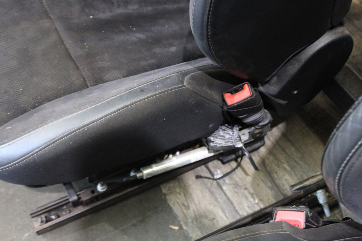 15-23 DODGE CHALLENGER RT SCAT PACK SEATS OEM SUEDE LEATHER SET OEM