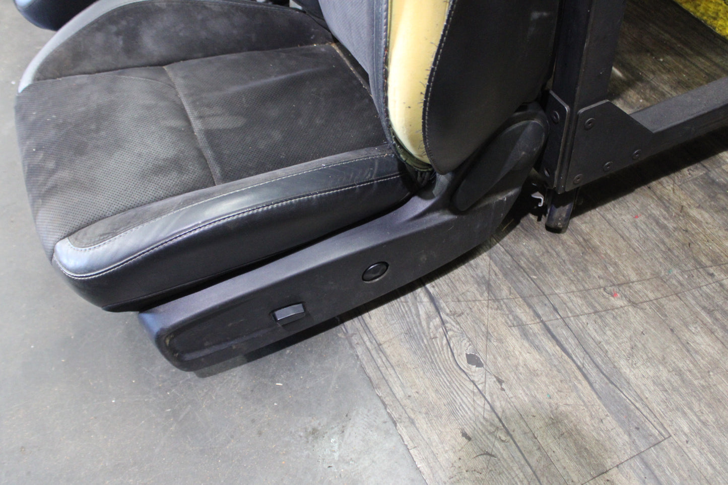 15-23 DODGE CHALLENGER RT SCAT PACK SEATS OEM SUEDE LEATHER SET OEM