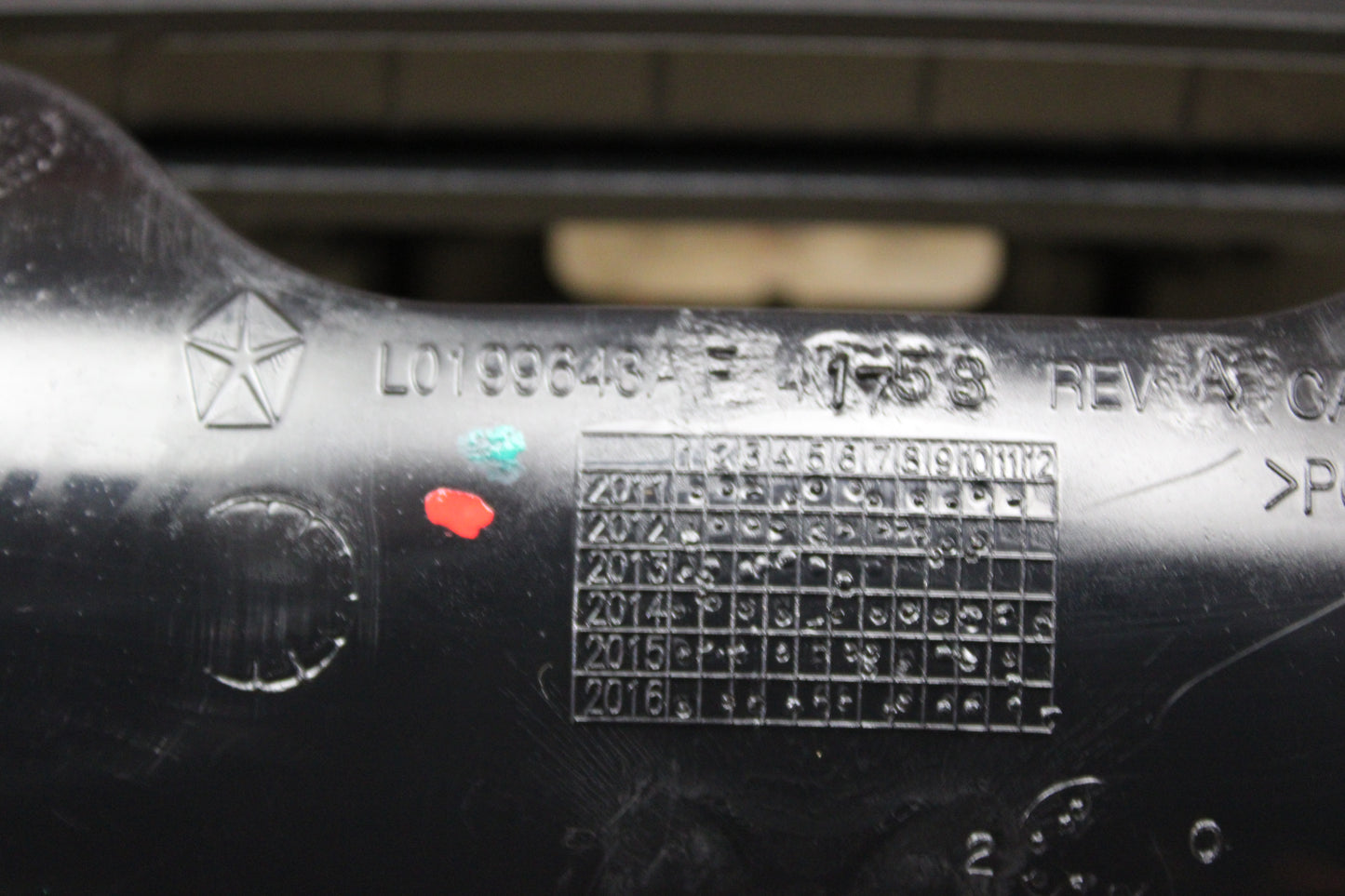 2015-2023 DODGE CHARGER 300 CENTER CONSOLE DUAL CUP HOLDER CUPHOLDER COVER OEM