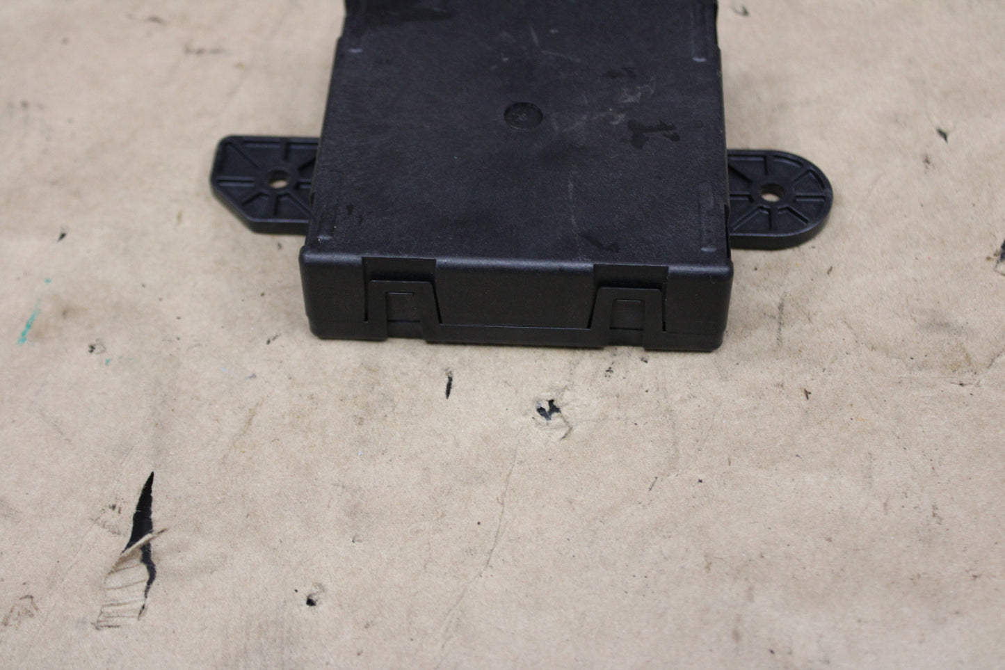 2020 - 2021 DODGE CHARGER FRONT RIGHT SIDE DOOR CONTROL MODULE OEM 68424450AC
