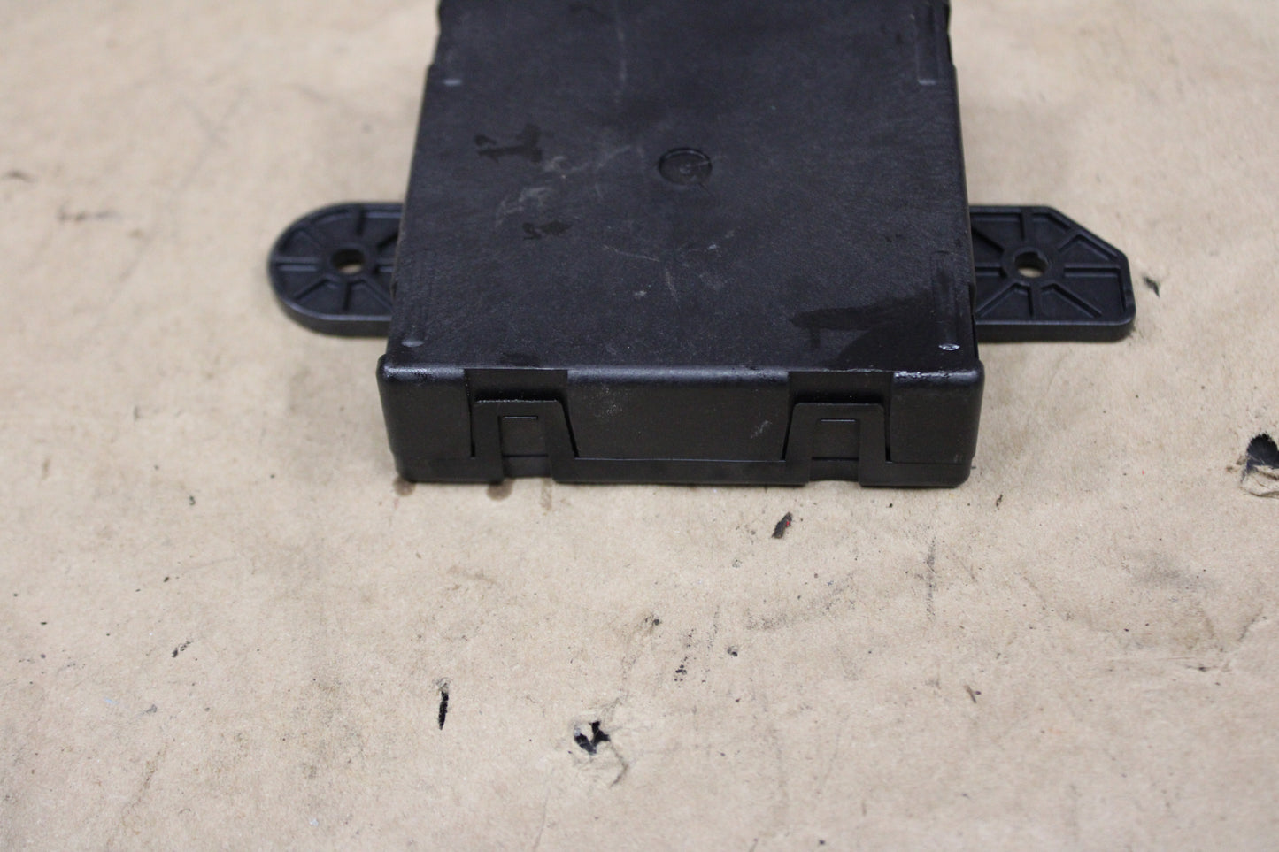 2020 - 2021 DODGE CHARGER FRONT RIGHT SIDE DOOR CONTROL MODULE OEM 68424450AC