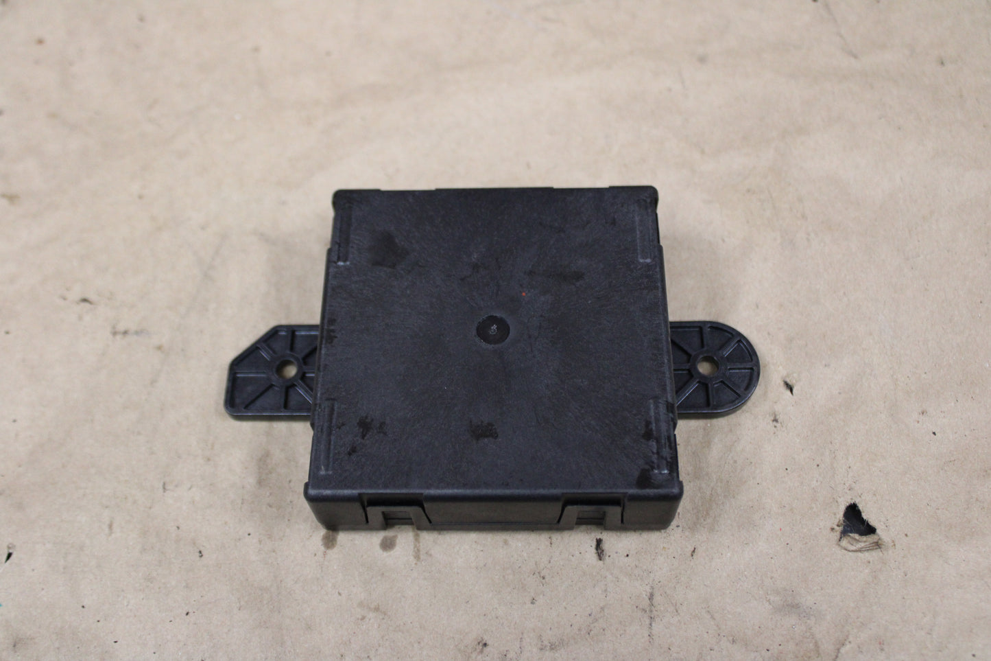 2020 - 2021 DODGE CHARGER FRONT LEFT SIDE DOOR CONTROL MODULE OEM 68424451AC
