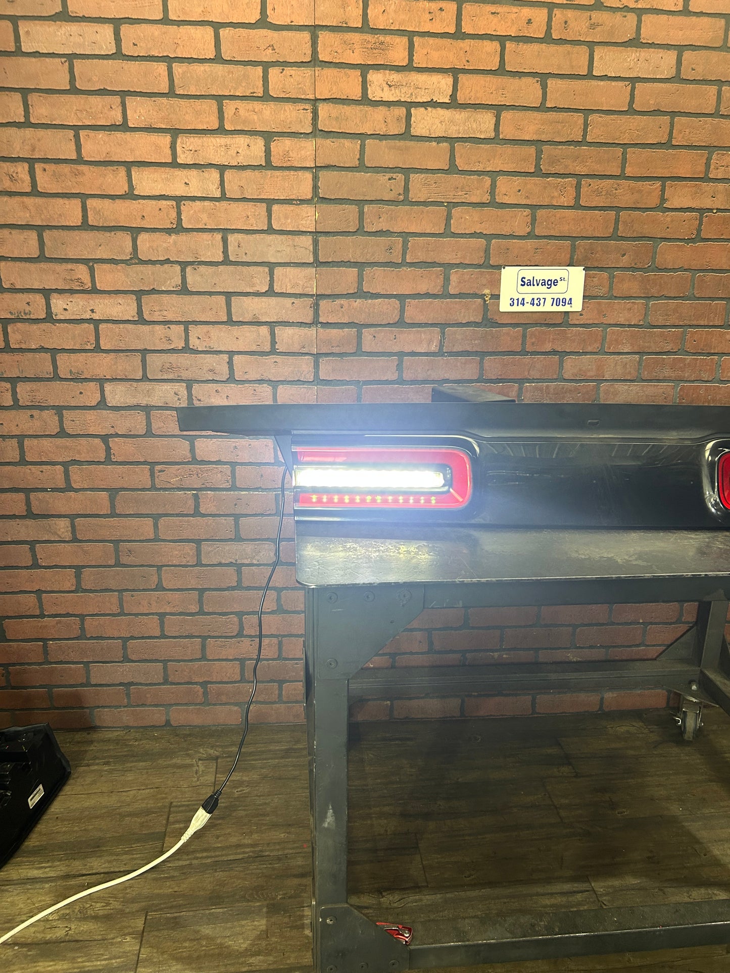 2015-2023 Dodge Challenger Center Tail light Backup Lamp 68195784AE *TESTED OEM