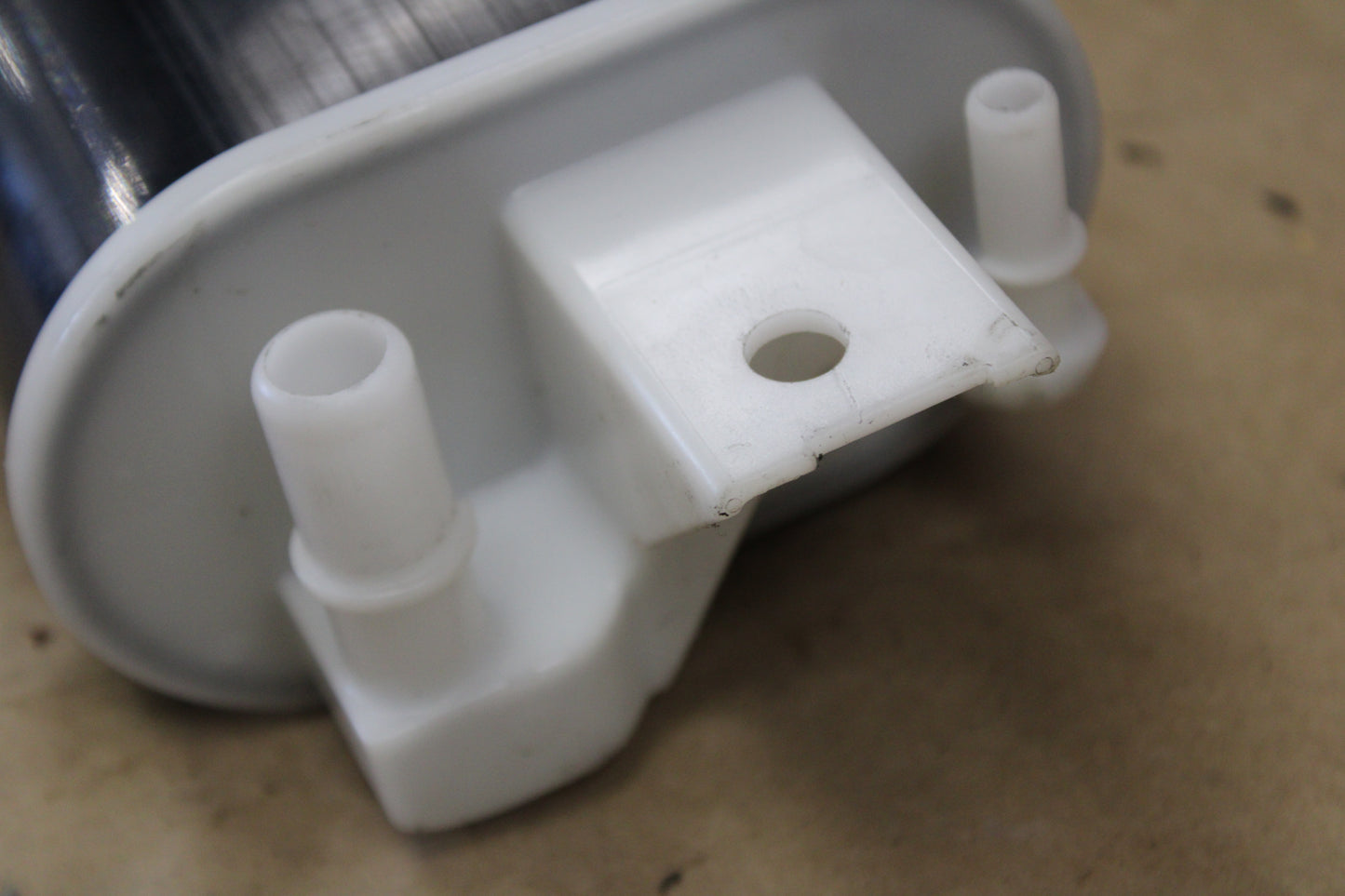 11-21 CHALLENGER CHARGER 300 FUEL EMISSION EVAPORATOR CHARCOAL VAPOR CANISTER