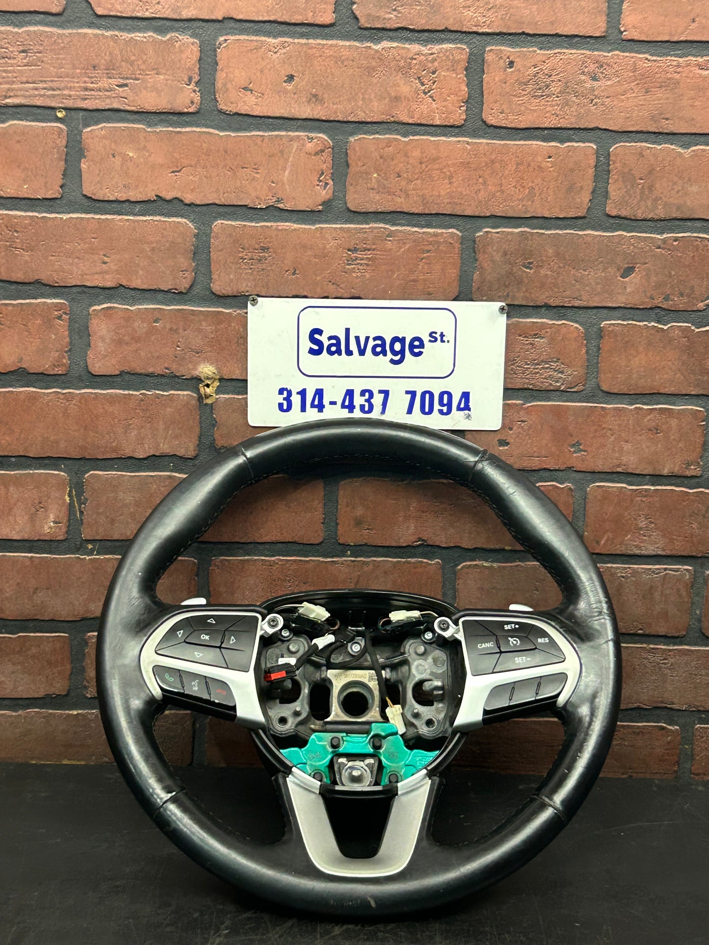 2015-2023 Dodge Charger Challenger R/T Scat Pack OEM Steering Wheel Assembly