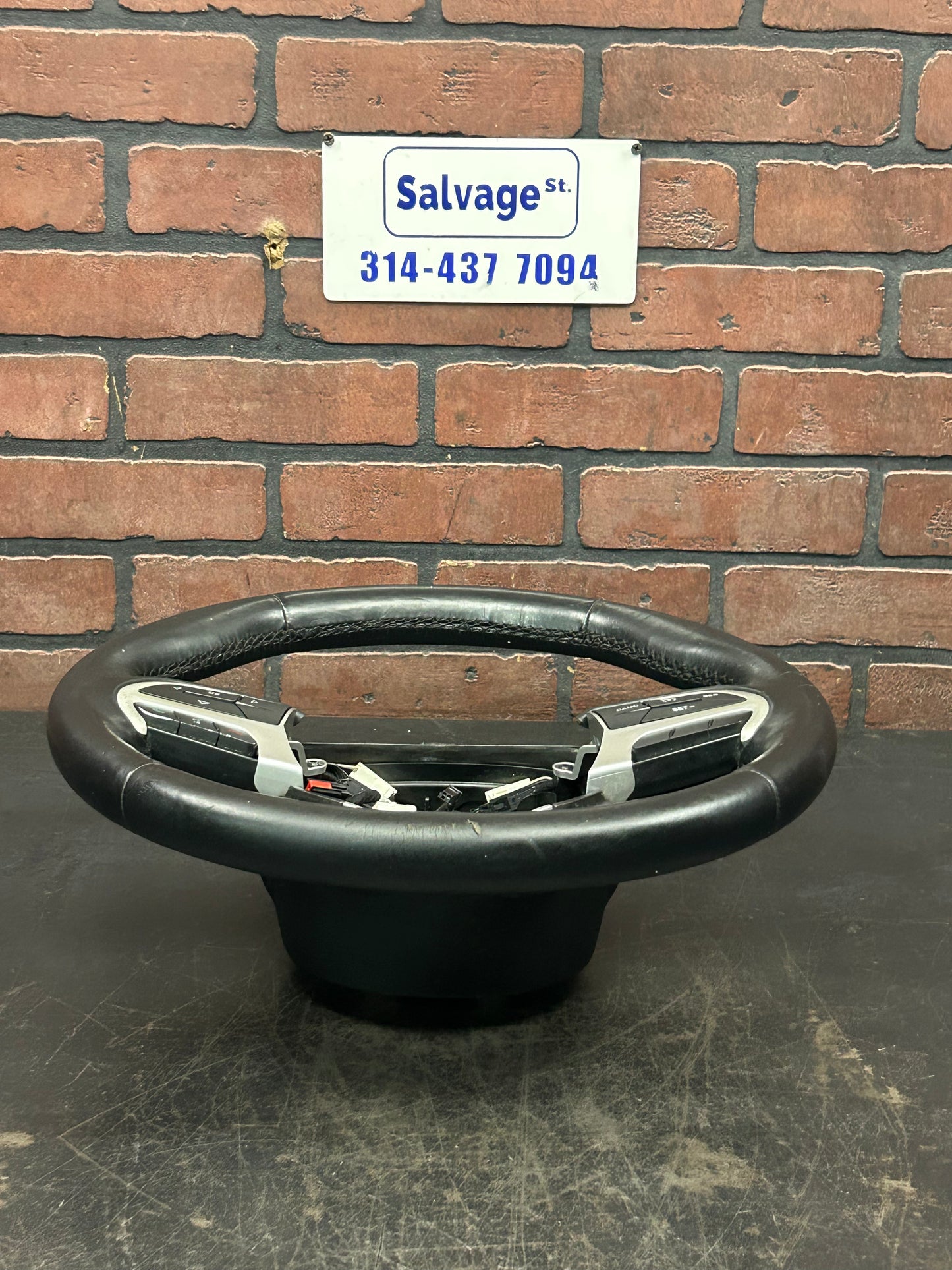 2015-2023 Dodge Charger Challenger R/T Scat Pack OEM Steering Wheel Assembly