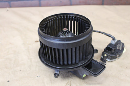 14-23 CHALLENGER CHARGER HVAC A/C BLOWER FAN MOTOR OEM 68238029AA