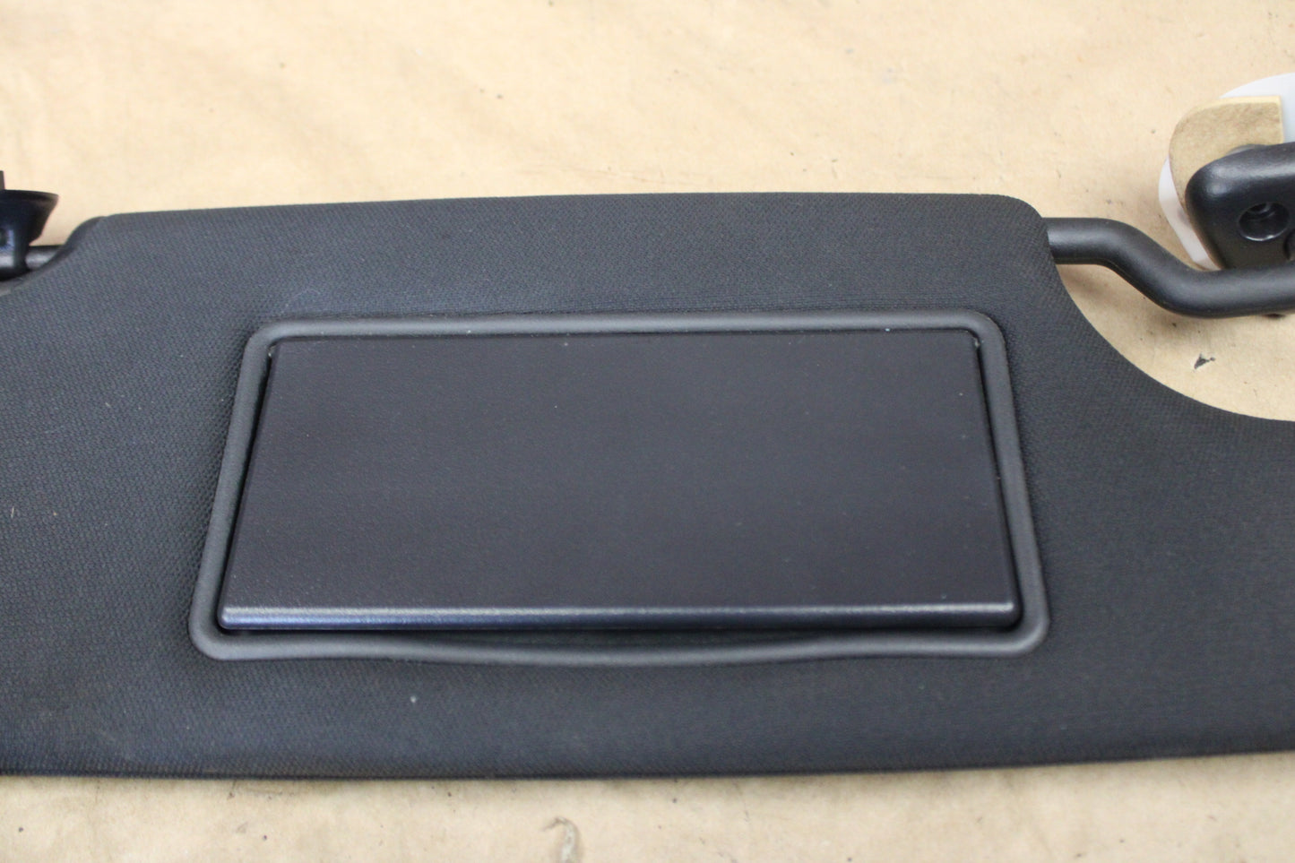 15-23 DODGE CHALLENGER RIGHT & LEFT SIDE BLACK SUN VISOR SUNVISOR 55361230AB OEM