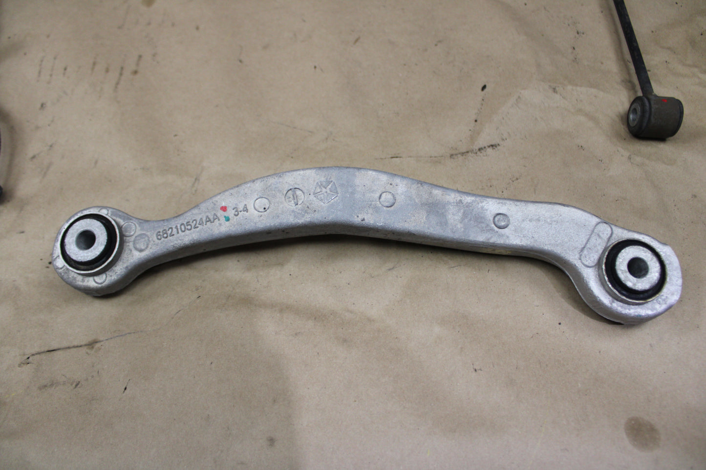 2015 - 2023 DODGE CHARGER REAR PASSENGER RH SUSPENSION CONTROL ARM SET OR 7 OEM