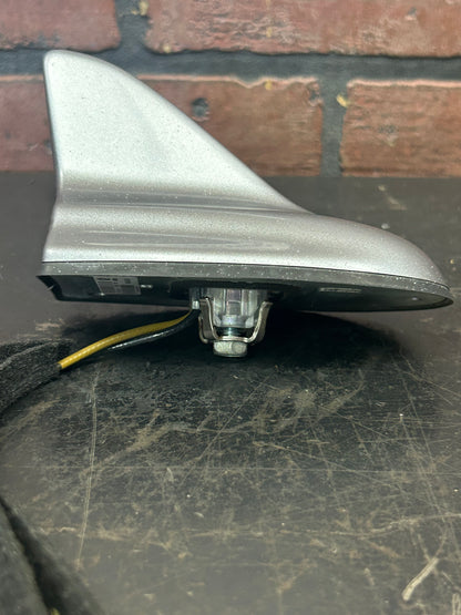 15-17 DODGE CHALLENGER CHRYSLER 200 SATELLITE SHARK FIN ANTENNA OEM 5NU67JSCAB