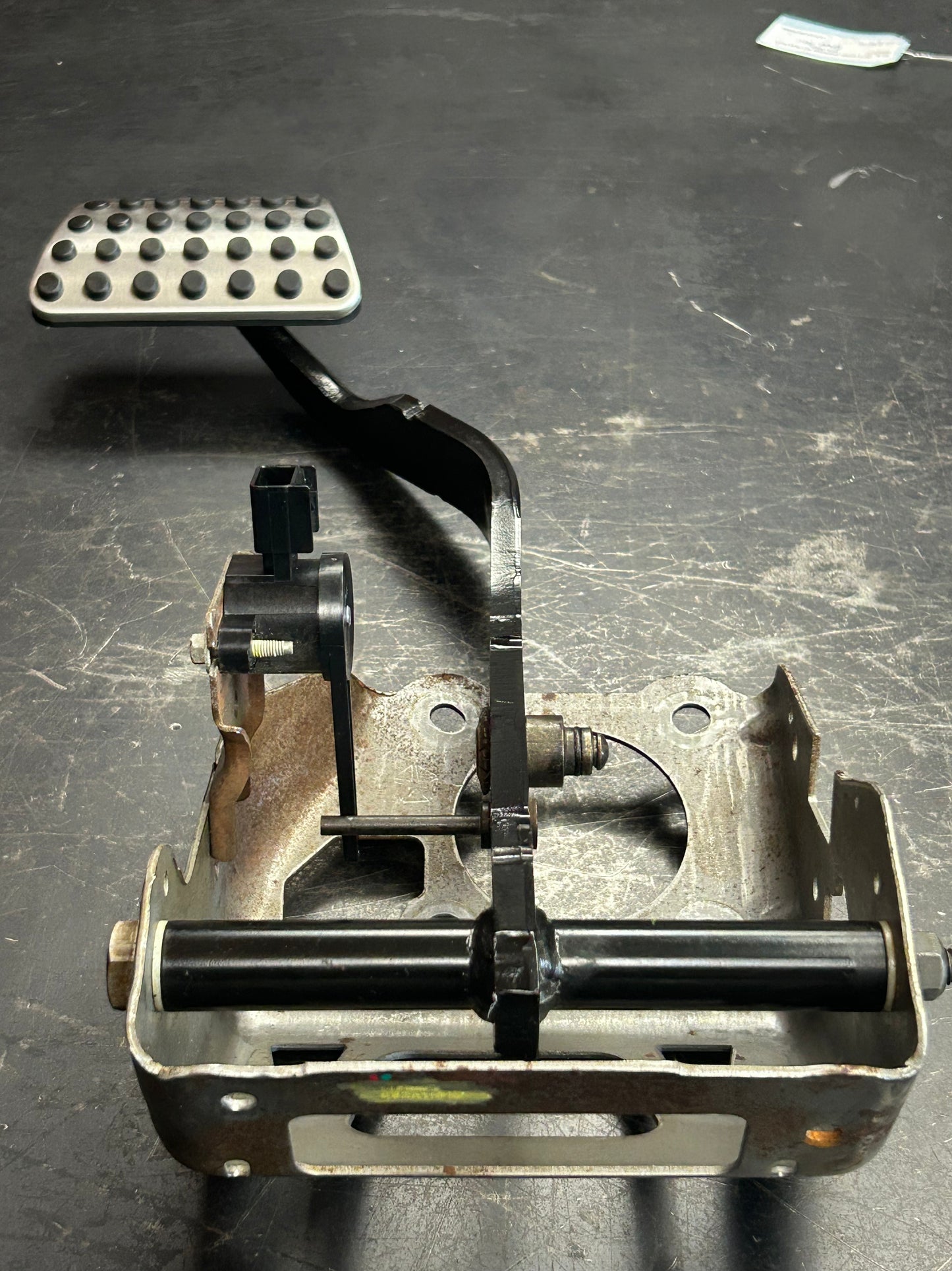 2012-2023 CHARGER CHALLENGER 300 BRAKE FOOT STOP PEDAL W/ SENSOR & BRACKET OEM