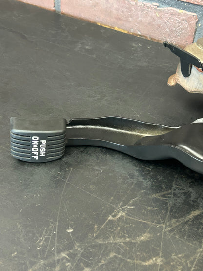 07-23 CHARGER CHALLENGER 300 EMERGENCY PARKING BRAKE STOP PEDAL OEM 04779478AI