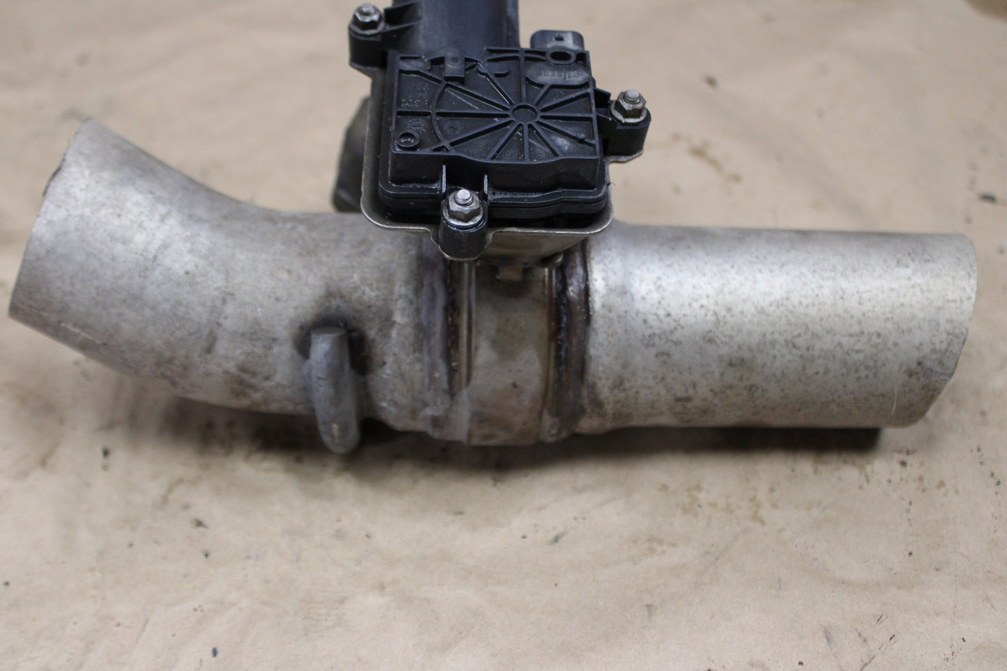 2015-2023 DODGE CHARGER OEM PASSENGER RH ACTIVE EXHAUST VALVE ACTUATOR 62k