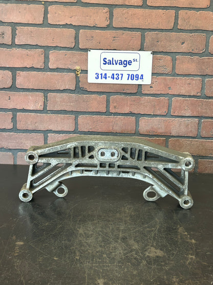 15-23 CHALLENGER 300 CHARGER AUTO TRANSMISSION CROSSMEMBER MOUNT BRACKET