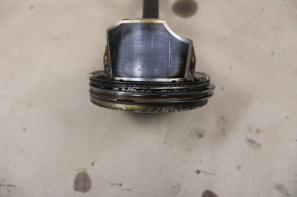 GM Chevy 6.2L V8 LT1 L86 L87 Engines Right side RH Piston and Rod 12656876 OEM