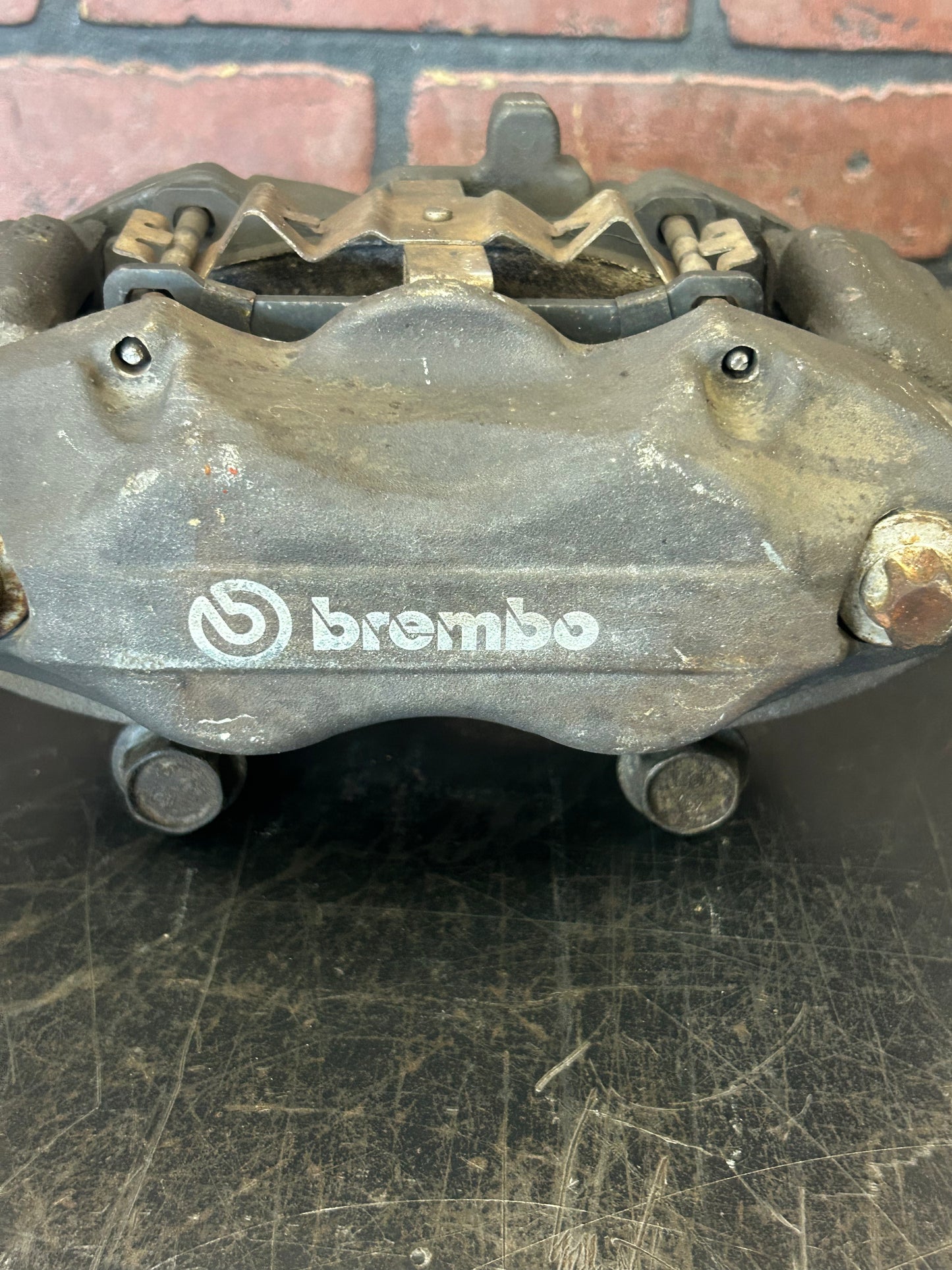 06-20 Challenger Charger SRT8 Scat Pack Brembo Front Left Driver Brake Caliper