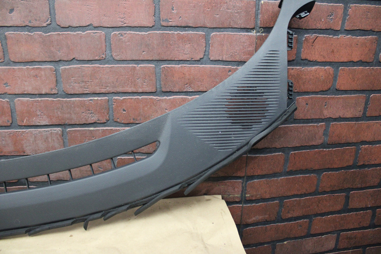 2015-2023 DODGE CHALLENGER DASH DASHBOARD DEFROSTER GRILLE COVER TRIM PANEL OEM