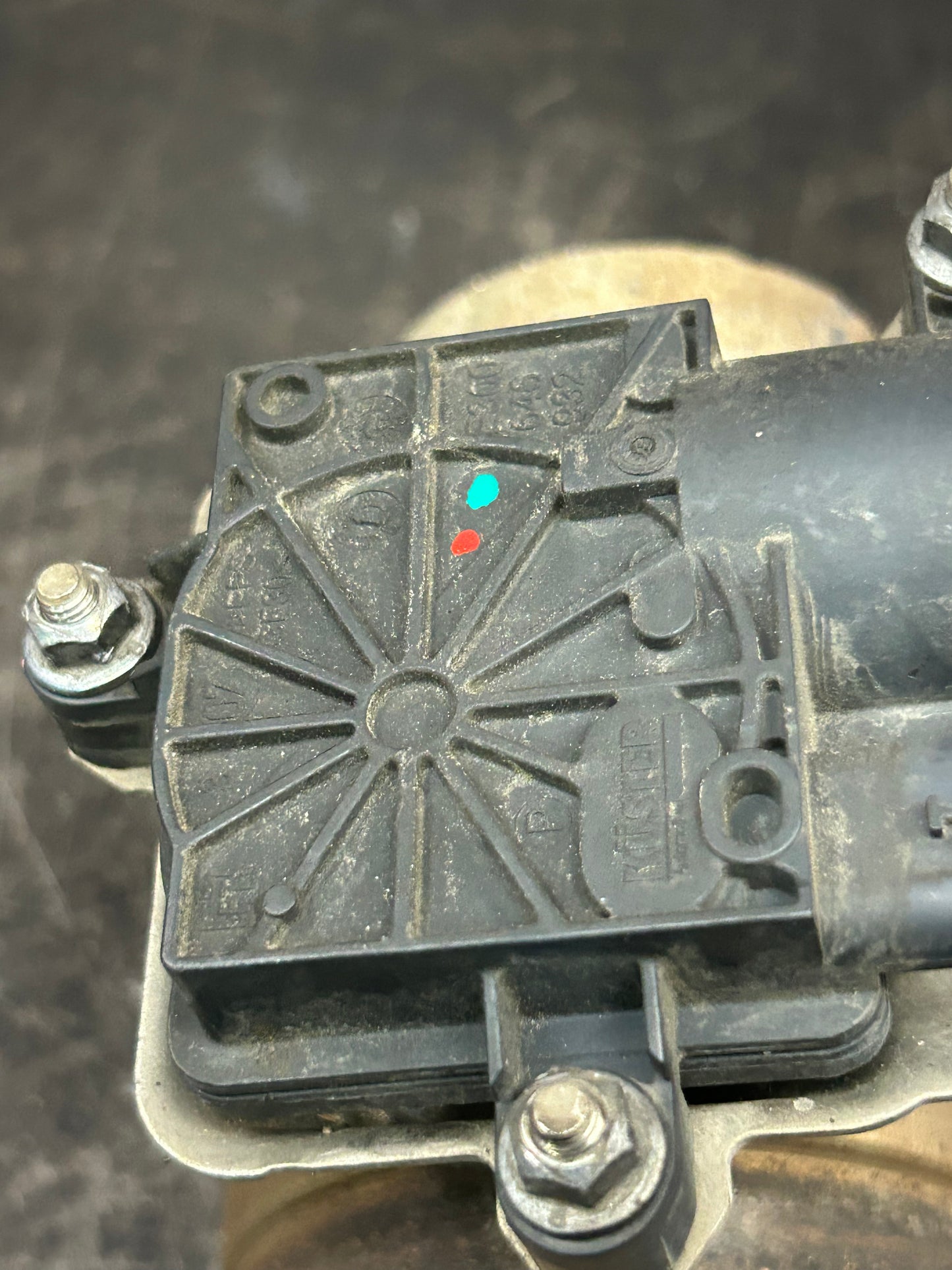 2015-2023 DODGE CHARGER CHALLENGER PASSENGER RIGHT EXHAUST VALVE ACTUATOR