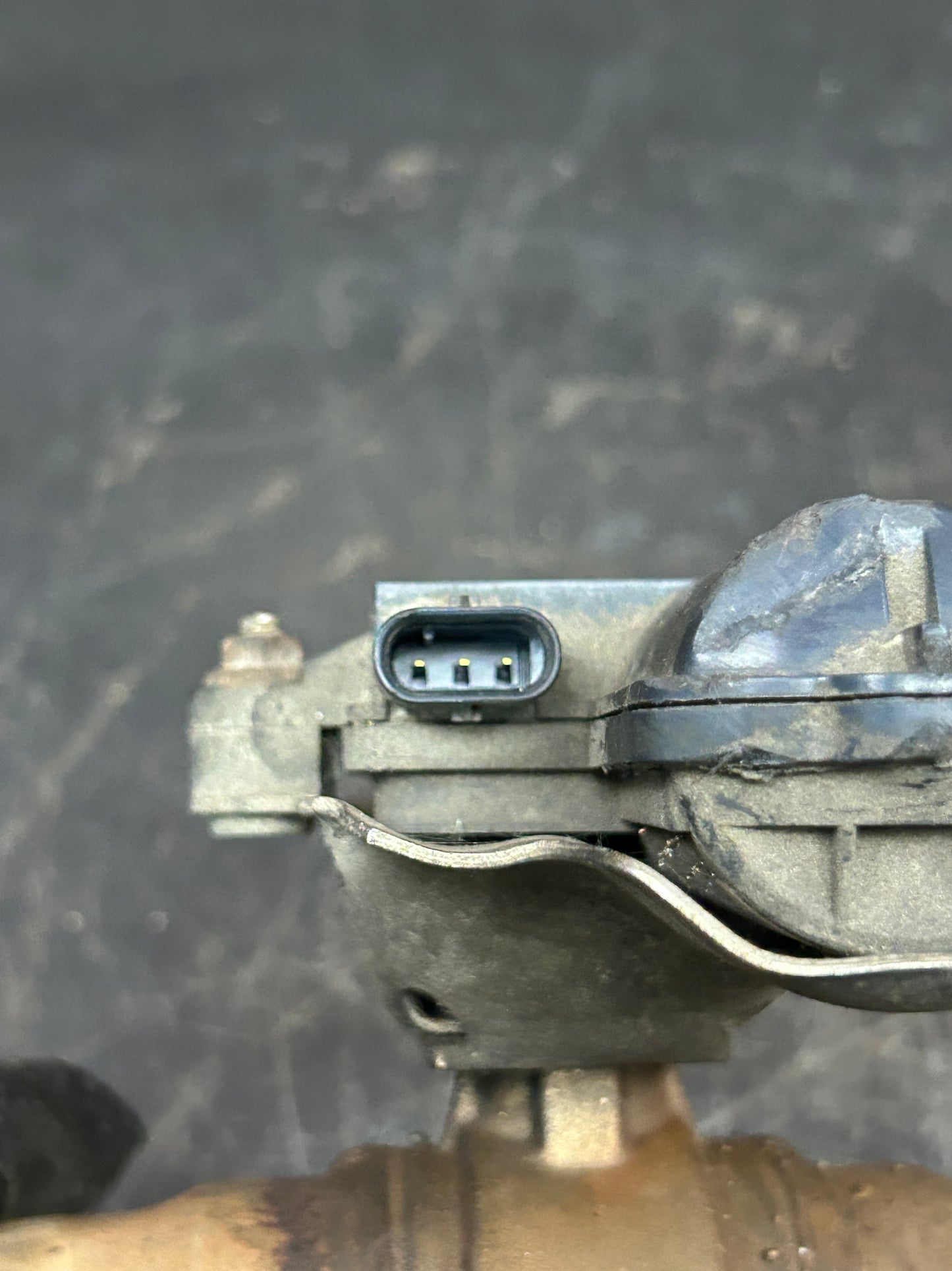 2015-2023 DODGE CHARGER CHALLENGER EXHAUST VALVE ACTUATOR RIGHT SIDE