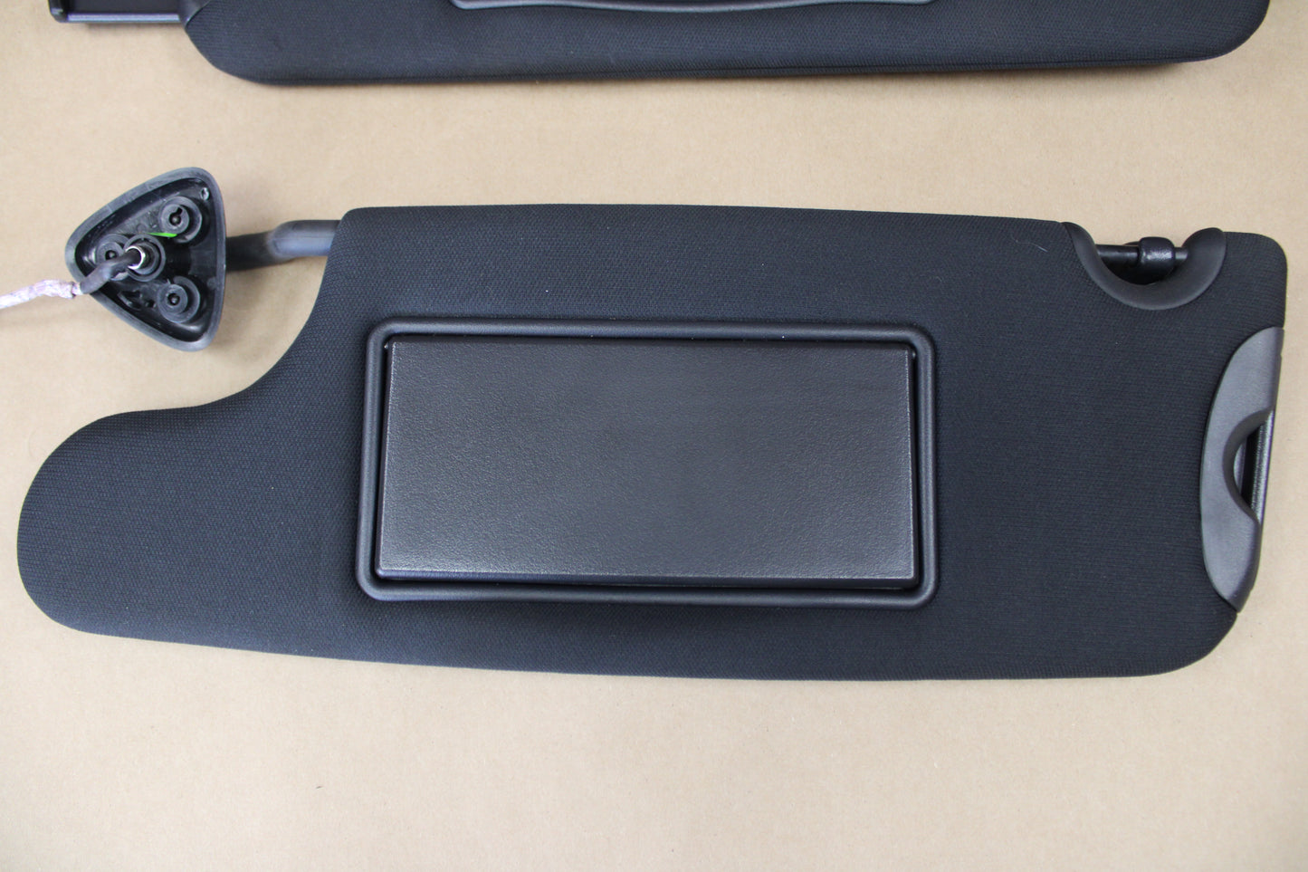 2020-2022 Dodge Challenger Right Left Extendable Sun Visor Pair Set Black OEM