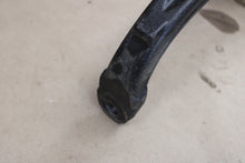 15-23 CHALLENGER CHARGER SCAT PACK FRONT LEFT DRIVER SUSPENSION SPINDLE KNUCKLE