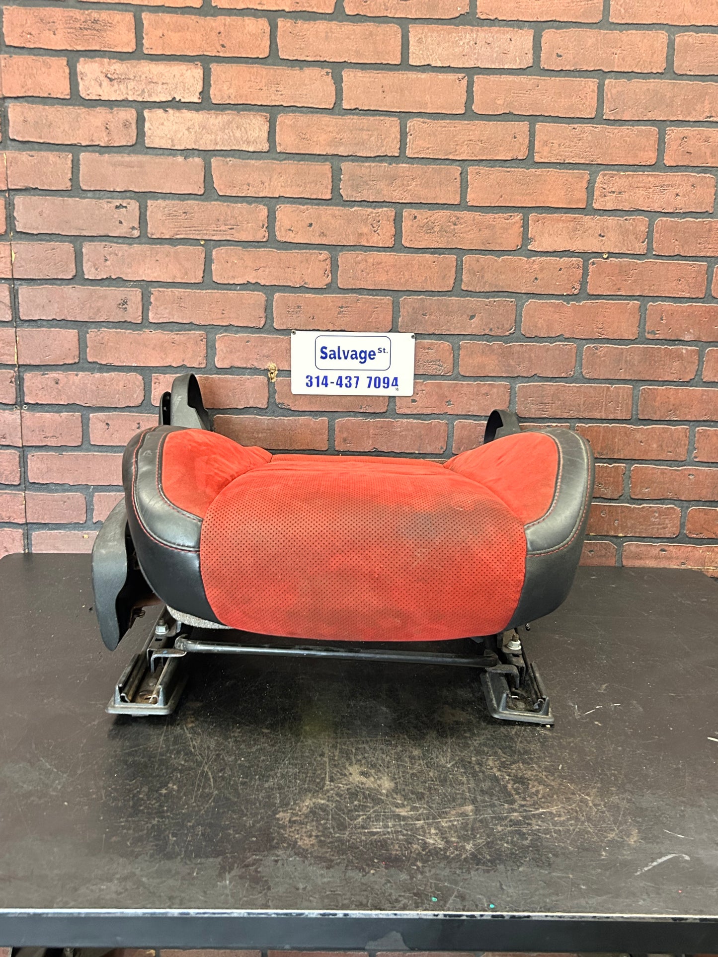 2015-23 Dodge Challenger OEM Front Passenger Right Side Power Seat Bottom Track