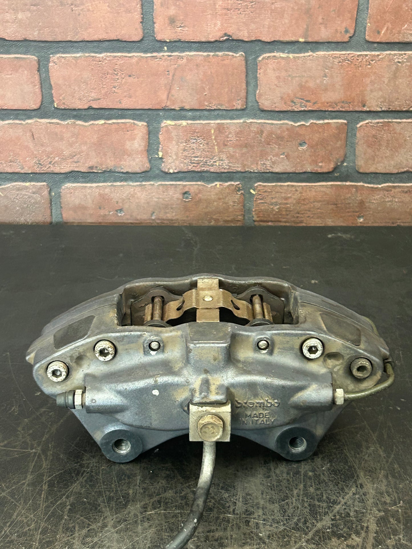 15-23 Dodge Challenger Charger Scat Pack SRT Rear Left Brembo Brake Caliper OEM