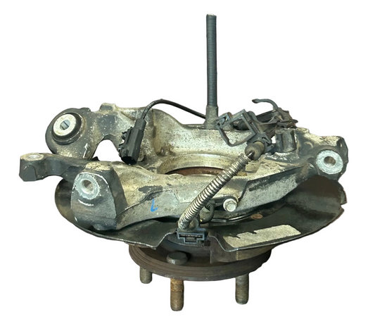 15-23 CHALLENGER CHARGER REAR SUSPENSION RIGHT SIDE SPINDLE KNUCKLE HUB OEM