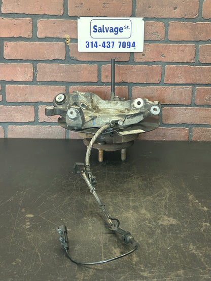 15-23 CHALLENGER CHARGER REAR SUSPENSION RIGHT SIDE SPINDLE KNUCKLE HUB OEM