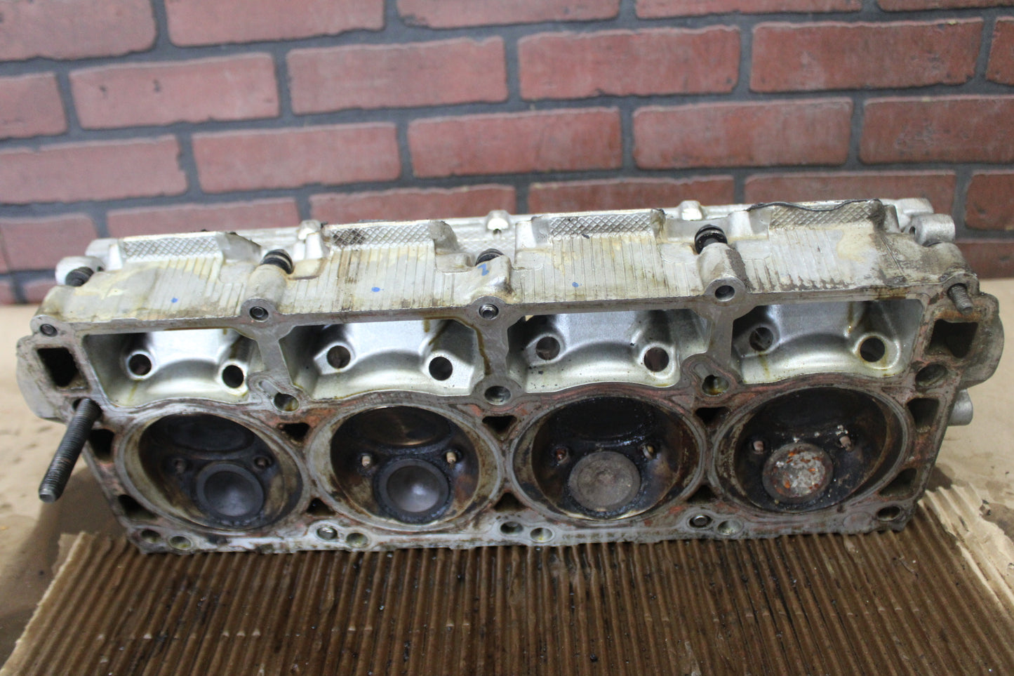 11-26 Dodge Charger Challenger 300 6.4L 392 Hemi SRT8 Left Driver Cylinder Head