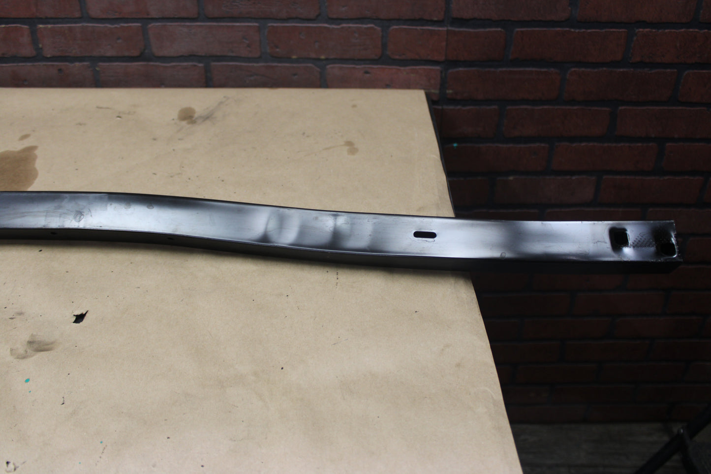 2012 - 2023 DODGE CHALLENGER FRONT WHEELHOUSE STRUT TOWER BRACE MOUNT OEM