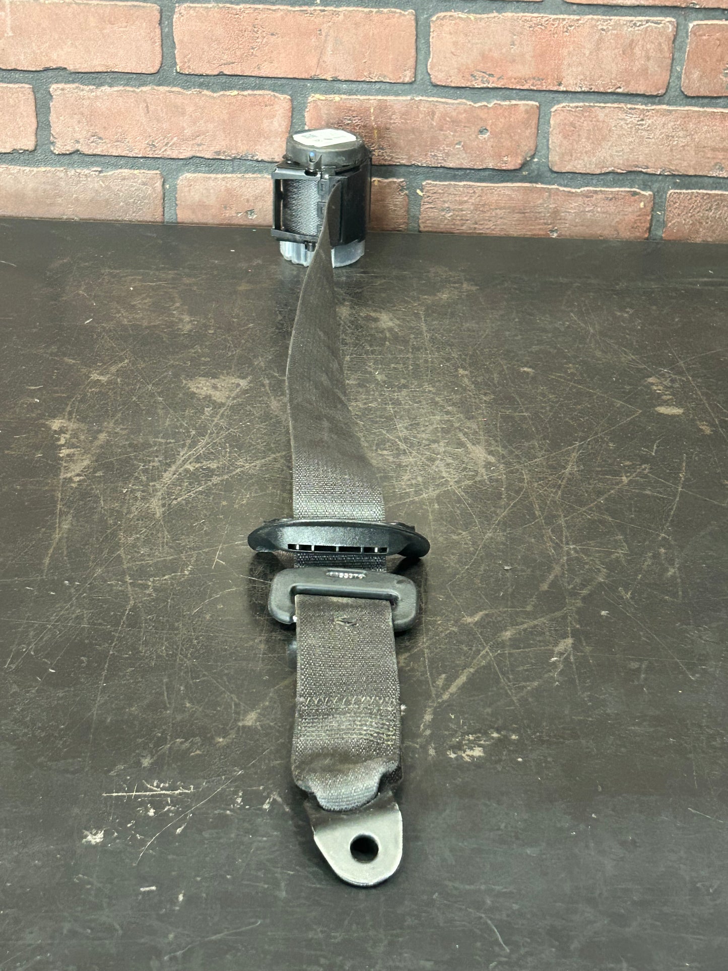 2019-2023 DODGE CHARGER SCAT PACK REAR LEFT RIGHT CENTER SEAT BELT RETRACTOR SET
