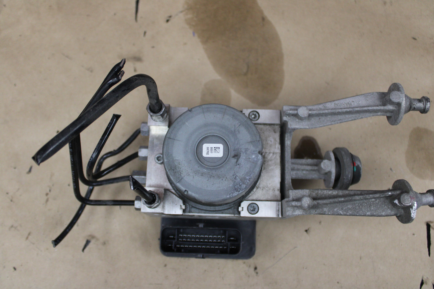 2018-2023 DODGE CHALLENGER ABS ANTI LOCK BRAKE PUMP MODULE ASSEMBLY OEM