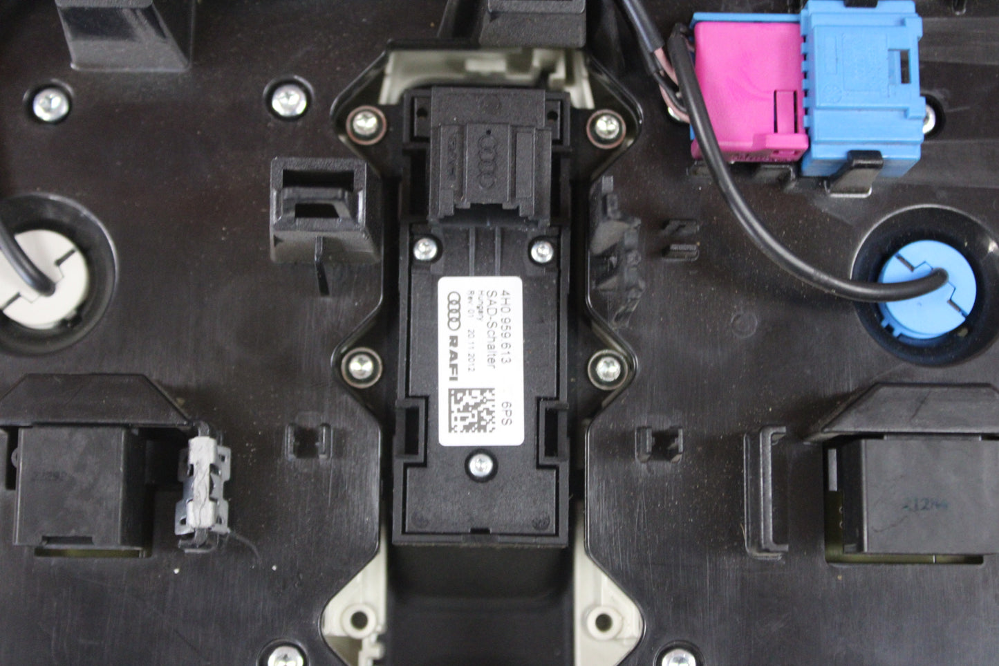 2011-2017 Audi A8 S8 Overhead Console Sunglass Holder Dome Lights Black Sunroof