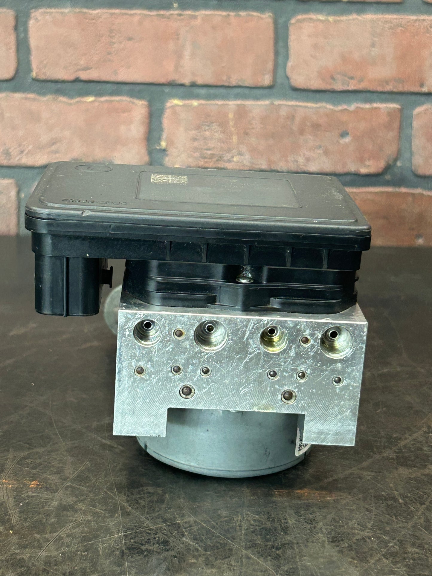 15-22 Dodge Challenger Charger ABS Pump Anti Lock Brake Module Part 68405139AA