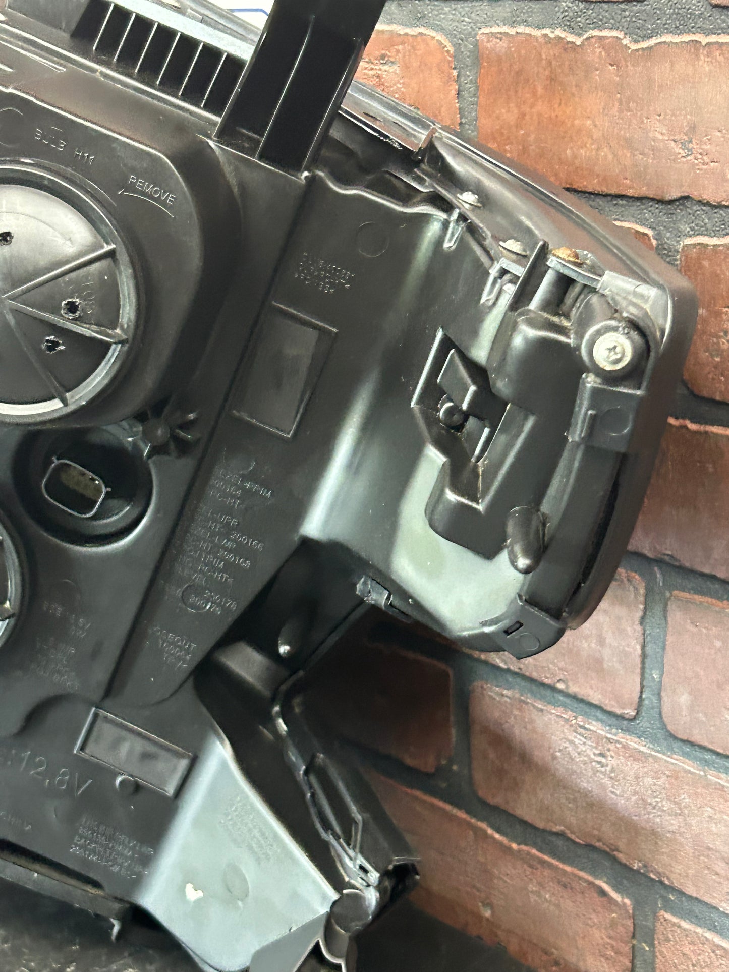 2015-2020 Chevrolet Suburban Front Right Passenger Headlight Assembly OEM