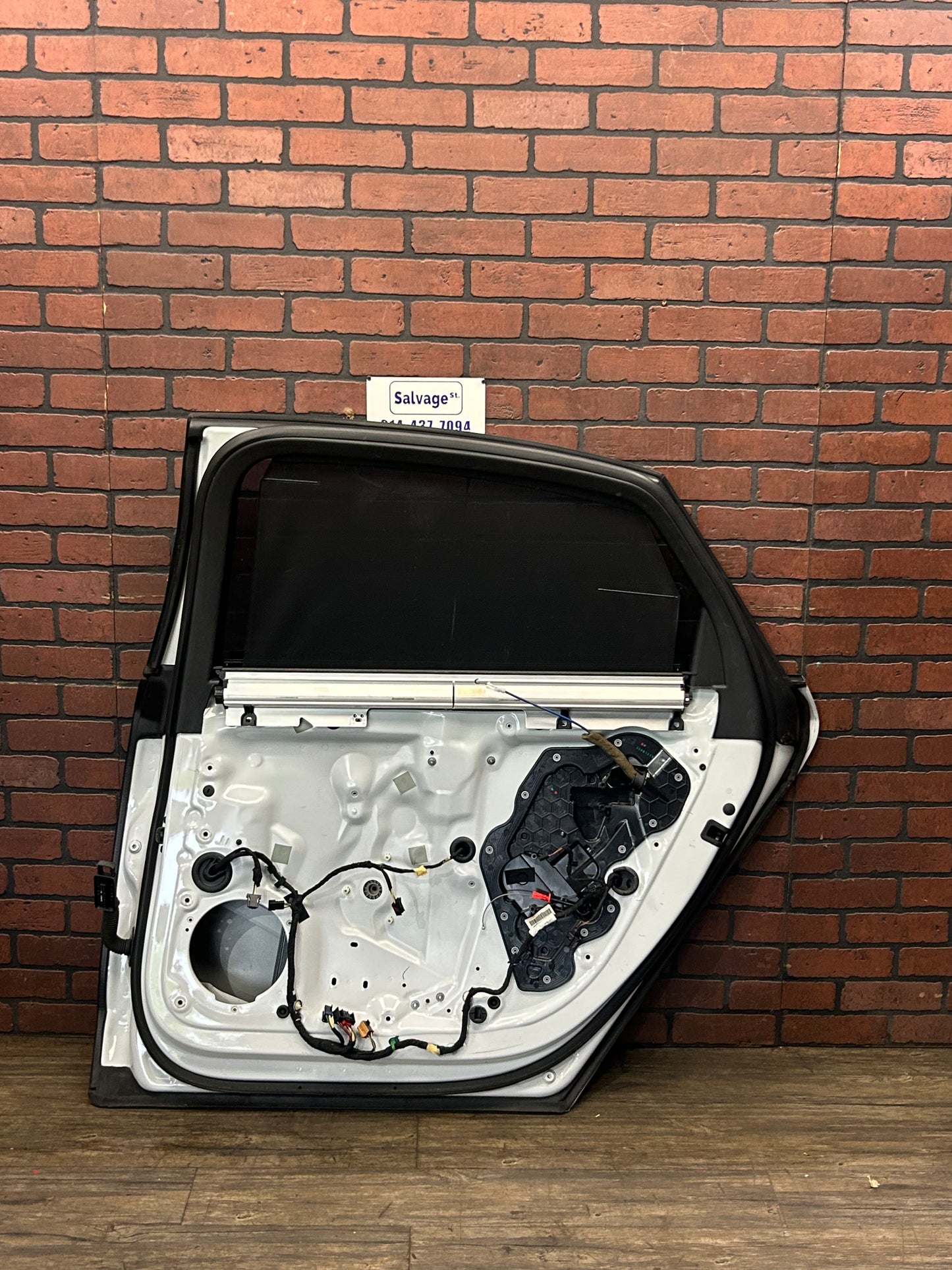 2011 - 2017 AUDI A8 L REAR PASSENGER RIGHT SIDE DOOR SHELL PANEL OEM WHITE